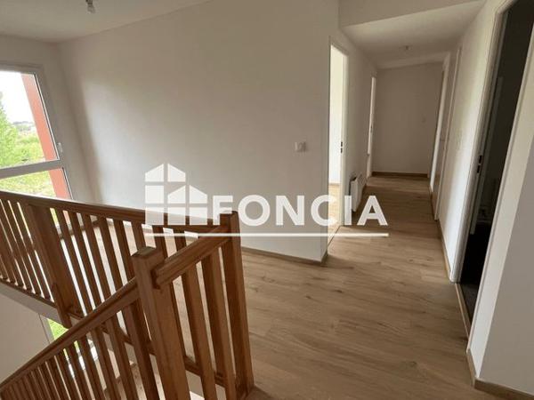 Location Appartement 4 pièces 97.4 m² - RUE D'AUSTRALIE Armentieres 59280