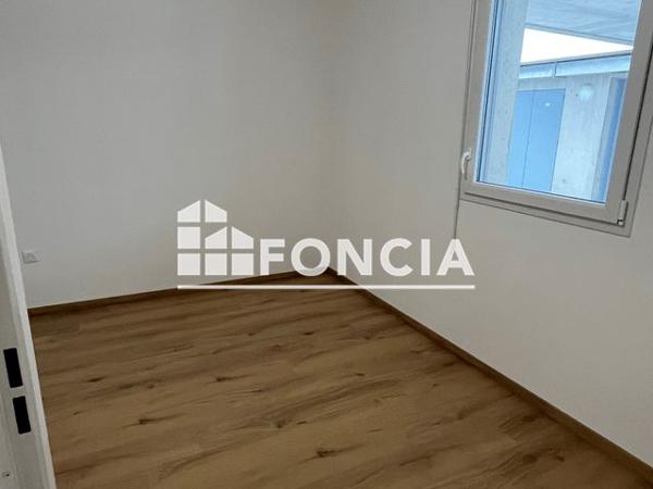 Location Appartement 4 pièces 97.4 m² - RUE D'AUSTRALIE Armentieres 59280