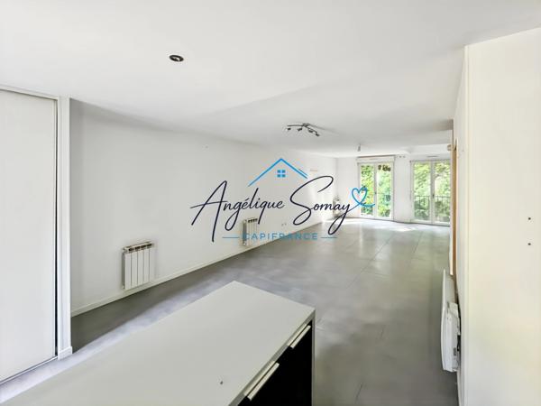 COUP DE CŒUR – DUPLEX RÉNOVÉ 97 M², 3 CHAMBRES, AU CALME FACE À LA NATURE SAINT GENIX SUR GUIERS (73)