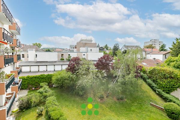 Appartement
         3 pièces
        - 61 m² 314 000 € *