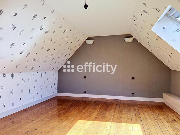Maison
         7 pièces
        - 180 m² 398 000 € *