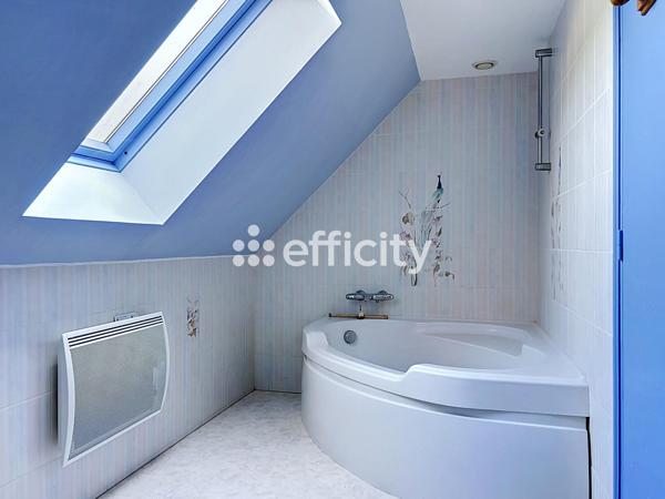 Maison
         7 pièces
        - 180 m² 398 000 € *