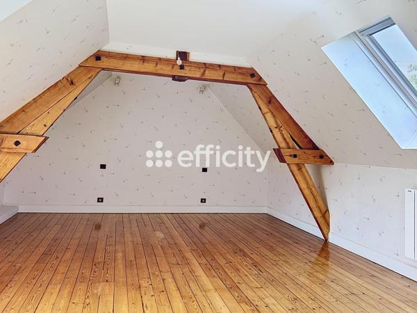 Maison
         7 pièces
        - 180 m² 398 000 € *