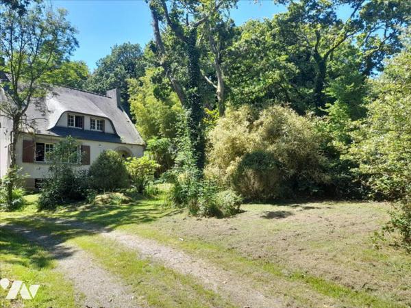 PLOUZANÉ - CADRE CAMPAGNE MAIS PROCHE DE TOUT - 142M² - 5 CH - 3170M² de terrain