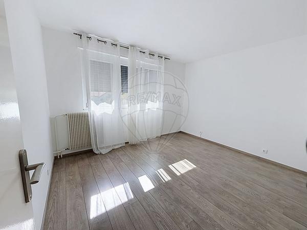 Appartement 3 chambre(s) à louer - Grand-Charmont, Doubs - 25