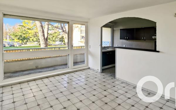 Appartement à louer    3 pièces •  Lapalud