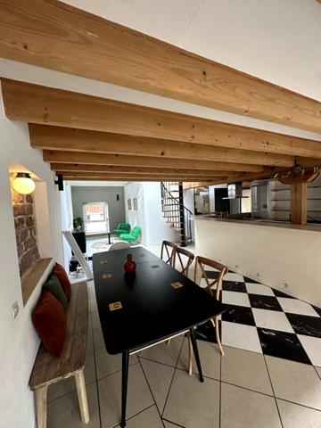 Opportunité Investisseur ? Appartement de 197 m² entièrement réaménagé et loué