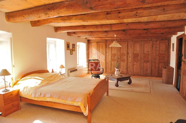 Maison Saint Privat d'Allier 10 pièces 482 m2