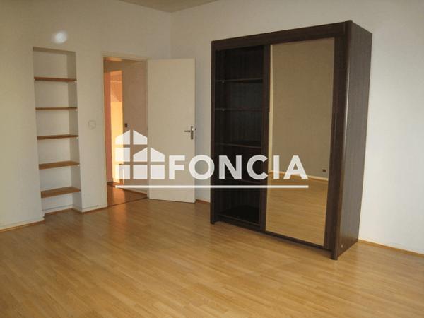 Location Appartement 2 pièces 51.97 m² - 2 RUE D'EMPARE Castres 81100