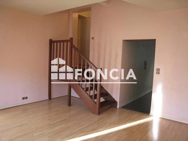 Location Appartement 2 pièces 51.97 m² - 2 RUE D'EMPARE Castres 81100