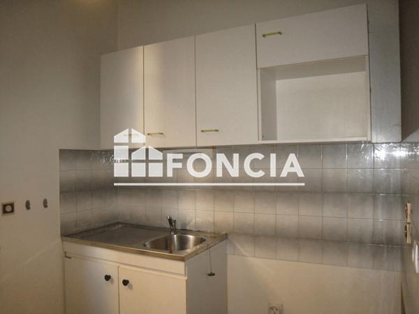 Location Appartement 2 pièces 51.97 m² - 2 RUE D'EMPARE Castres 81100
