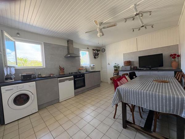 MAISON SUR LA PLAGE DU LIAMONE !