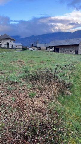 Terrain constructible de 700m²