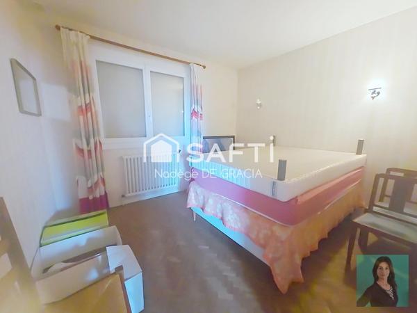 Maison T4 avec grand garage plein centre