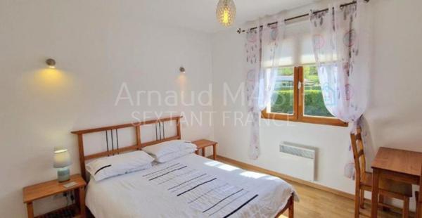 VILLA DE STANDING 140M², 4 CH, PISCINE, GARAGE, GRAND JARDIN PROCHE QUILLAN CENTRE