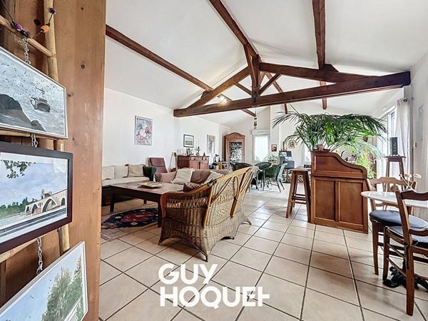 Maison Charbonnieres -141.20 m2 - Joli terrain - dépendance