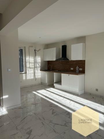 Courthézon (84350) Maison T4 avec jardin