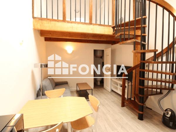 Location Appartement meublé 2 pièces 31.8 m² - 7 RUE BENOIT MALON Nimes 30000