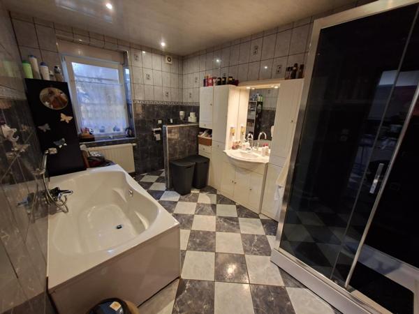 Jolie maison dans rue calme!