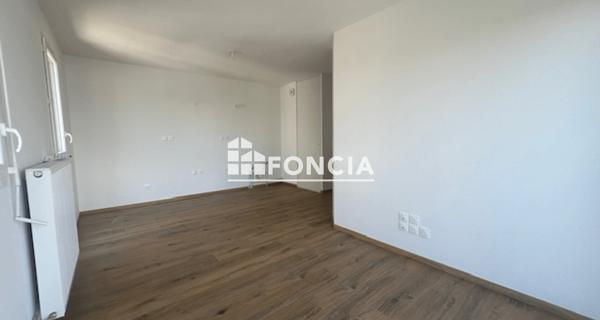 À vendre Appartement 2 pièces 44 m² - Meyzieu 69330