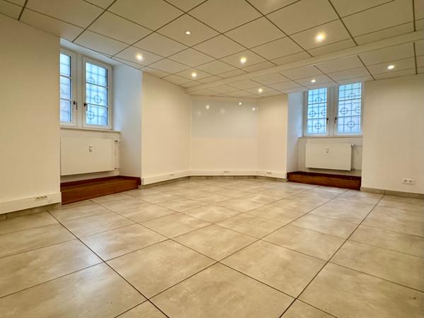 Local commercial - 92 m²