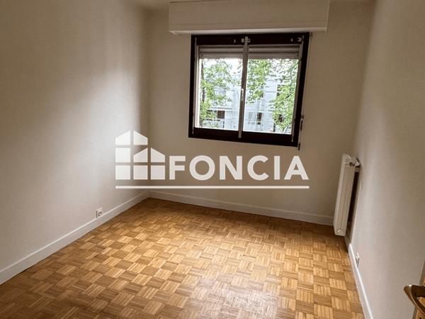 Location Appartement 3 pièces 80 m² - RESIDENCE LA MOUILLERE Orleans 45100