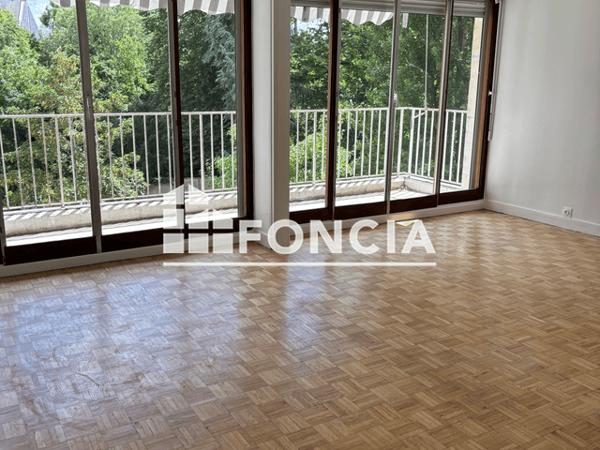 Location Appartement 3 pièces 80 m² - RESIDENCE LA MOUILLERE Orleans 45100