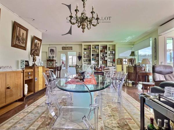 SUPERBE APPARTEMENT avec piscine privée - La Rochelle (réf.30639)