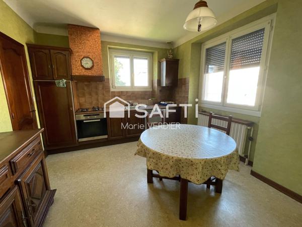 Maison de 140 m2 au centre de Montbazens