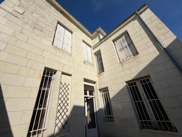 IMMEUBLE SUR 3 NIVEAUX + GRENIER