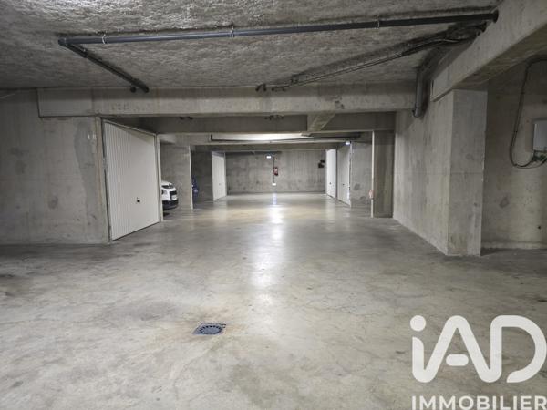 Appartement à vendre 4 pièces 81,66 m² Nîmes
