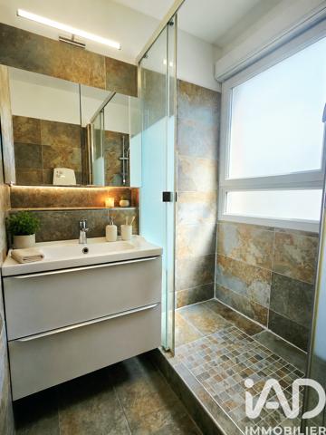 Appartement à vendre 4 pièces 81,66 m² Nîmes