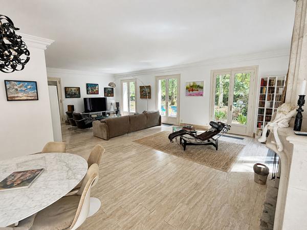 Maison domaine privée 340m2