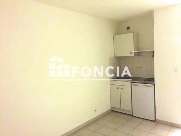 Location Studio 19.53 m² - 201 RUE SAINTE CECILE Marseille 13005