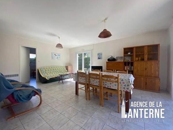 LA BREE LES BAINS - Proche Centre bourg - MAISON DE 72 m²