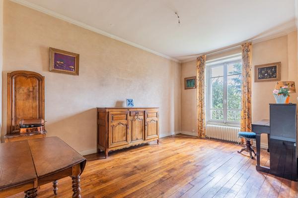 BIEN D'EXCEPTION DE TYPE MEULIERE