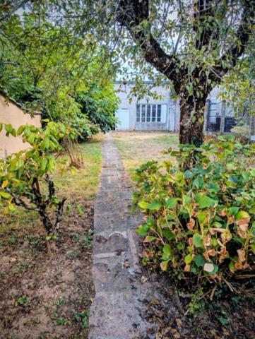 Maison Saint Pierre De Trivisy 5 pièce(s) 93 m2