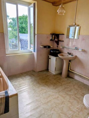 Maison Saint Pierre De Trivisy 5 pièce(s) 93 m2