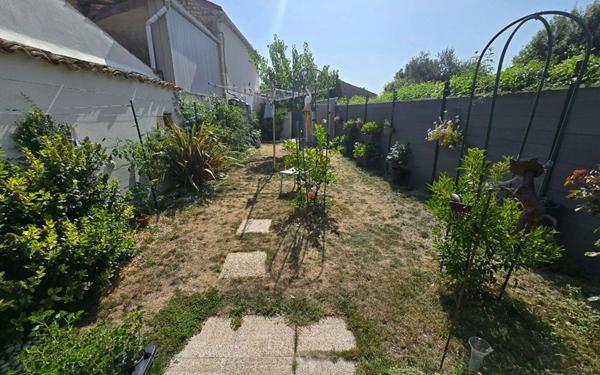 Maison à vendre    3 pièces •  Surgères