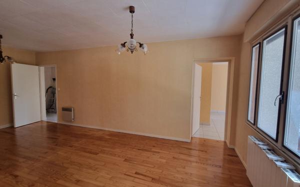 Maison à vendre    3 pièces •  Neuville-sur-Saône