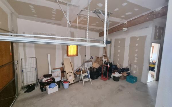 Maison à vendre    3 pièces •  Neuville-sur-Saône