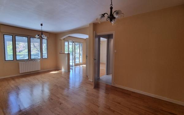 Maison à vendre    3 pièces •  Neuville-sur-Saône