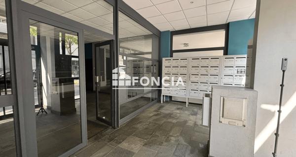 Location Studio 16.61 m² - Villeurbanne 69100