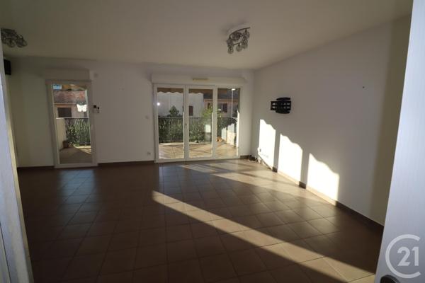 Appartement F3 à vendre  3 pièces - 65,54 m2 FREJUS - 83
