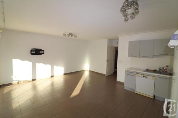 Appartement F3 à vendre  3 pièces - 65,54 m2 FREJUS - 83
