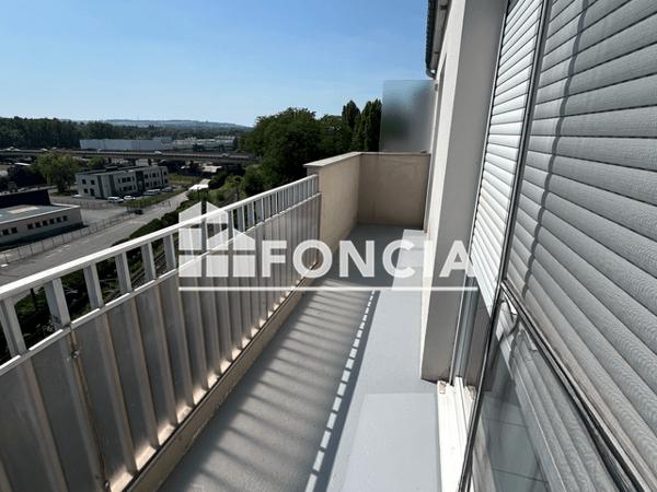 Location Appartement 3 pièces 87.1 m² - 107 AVENUE CHARLES DE GAULLE Charleville-mezieres 08000