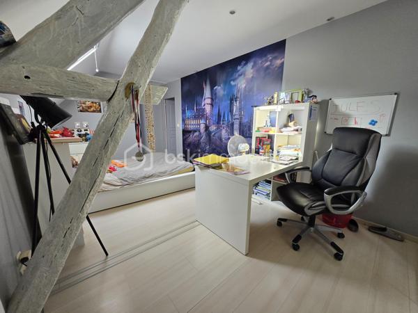 Maison de village de 281 m²