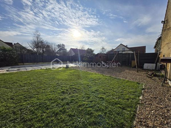 Maison de village de 281 m²