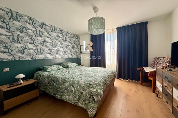 La Rochelle (17000) La Genette - Maison entièrement rénovée avec stationnement, garage, jardin paysagé et dépendance