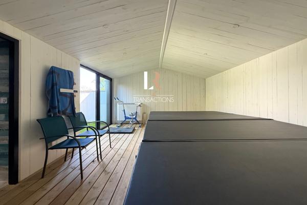 La Rochelle (17000) La Genette - Maison entièrement rénovée avec stationnement, garage, jardin paysagé et dépendance